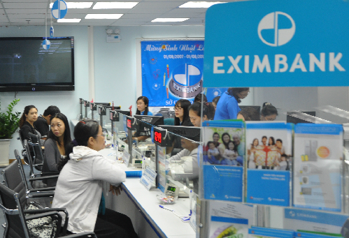ACBS: Eximbank có thể thoái vốn khỏi Sacombank